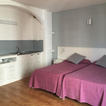 Apartamentos Orosol 2 By Typic Hotels San Antonio  Exteriör bild