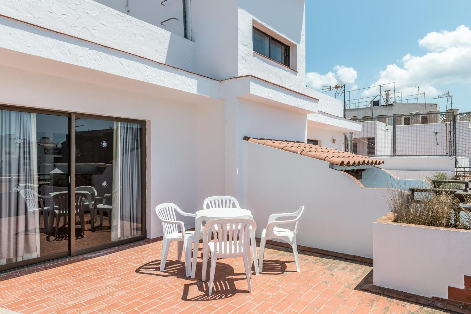 Apartamentos Orosol 2 By Typic Hotels San Antonio  Rum bild