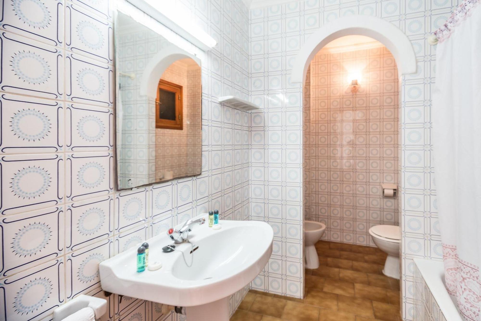Apartamentos Orosol 2 By Typic Hotels San Antonio  Rum bild