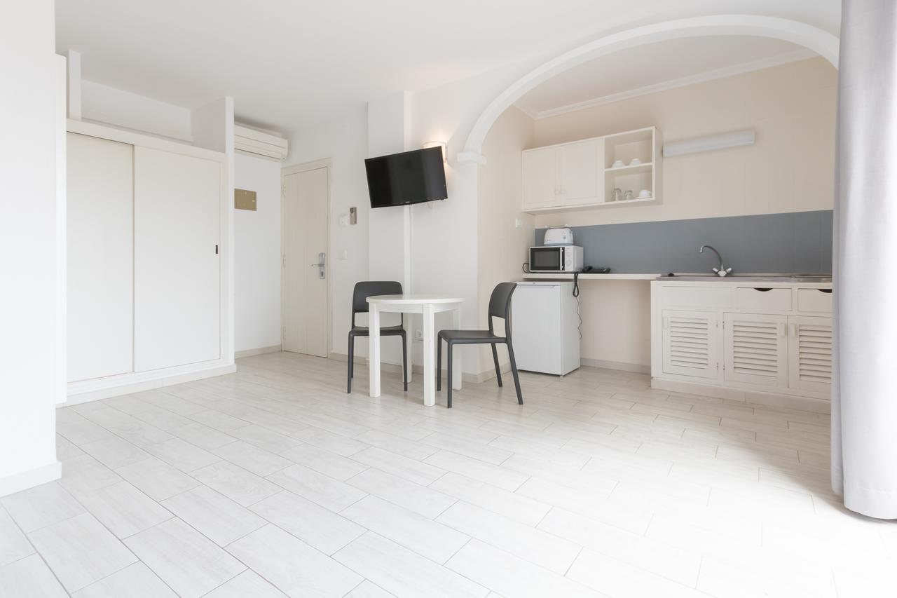 Apartamentos Orosol 2 By Typic Hotels San Antonio  Exteriör bild