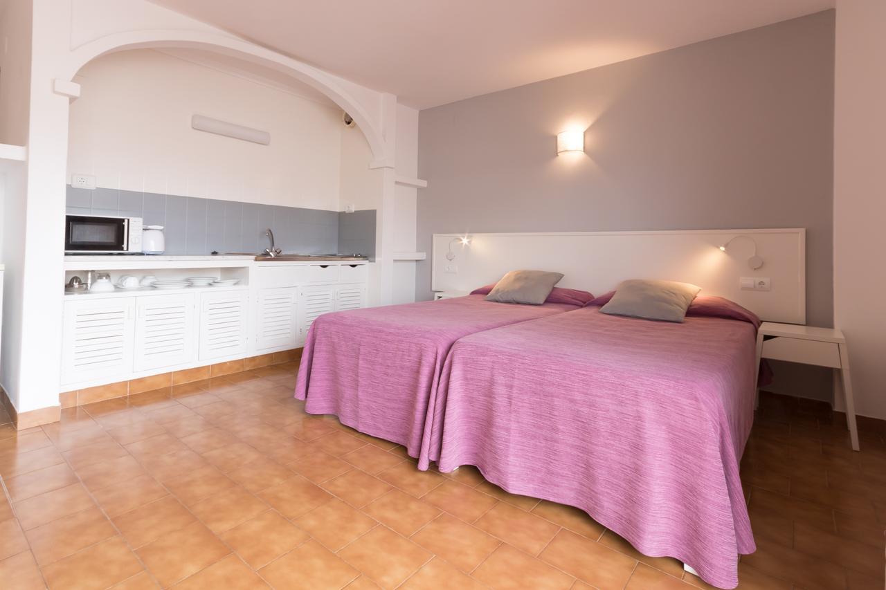 Apartamentos Orosol 2 By Typic Hotels San Antonio  Exteriör bild