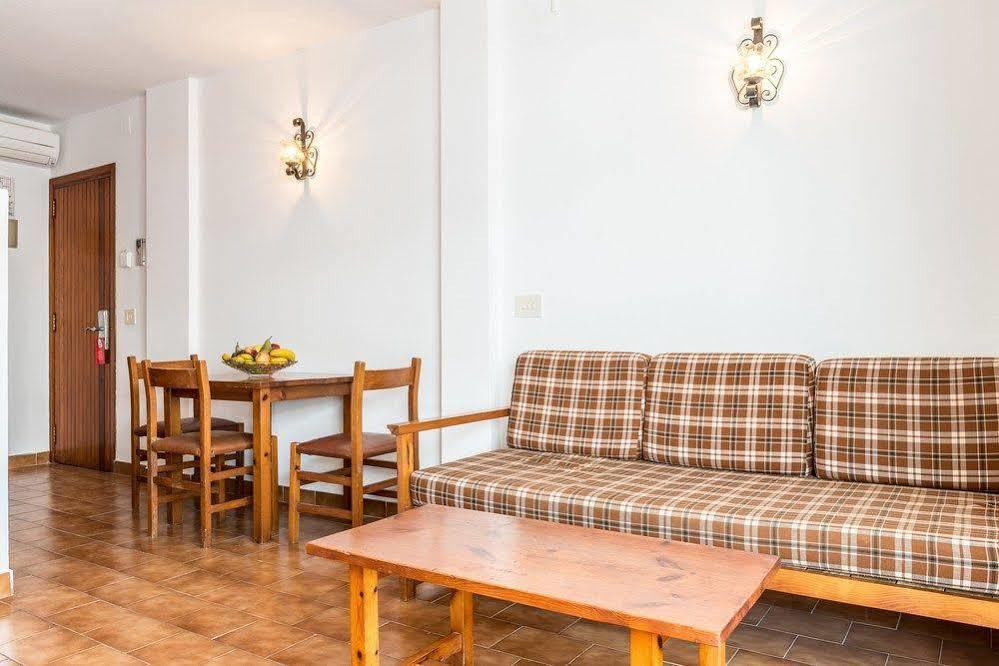 Apartamentos Orosol 2 By Typic Hotels San Antonio  Exteriör bild