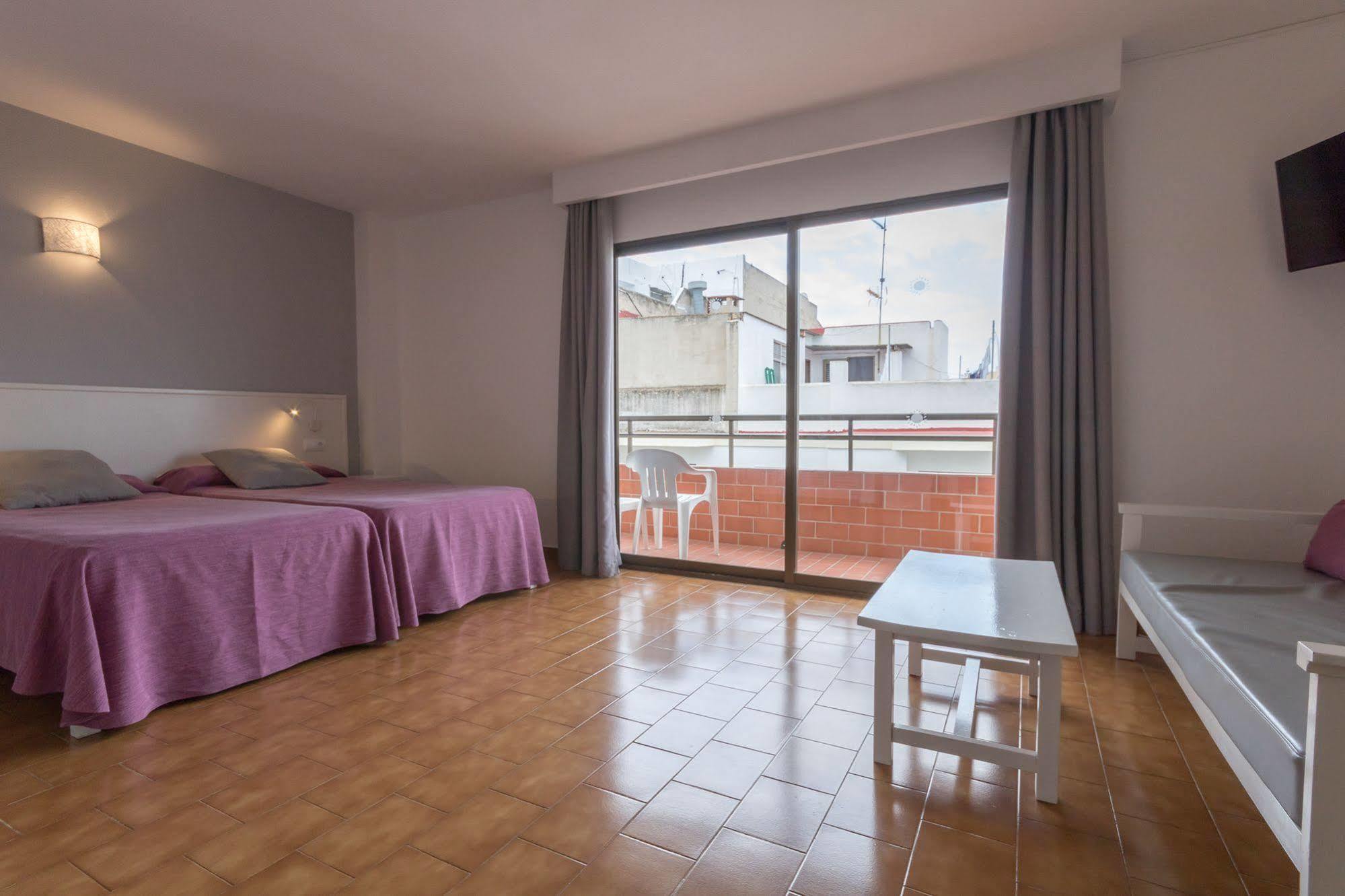Apartamentos Orosol 2 By Typic Hotels San Antonio  Exteriör bild