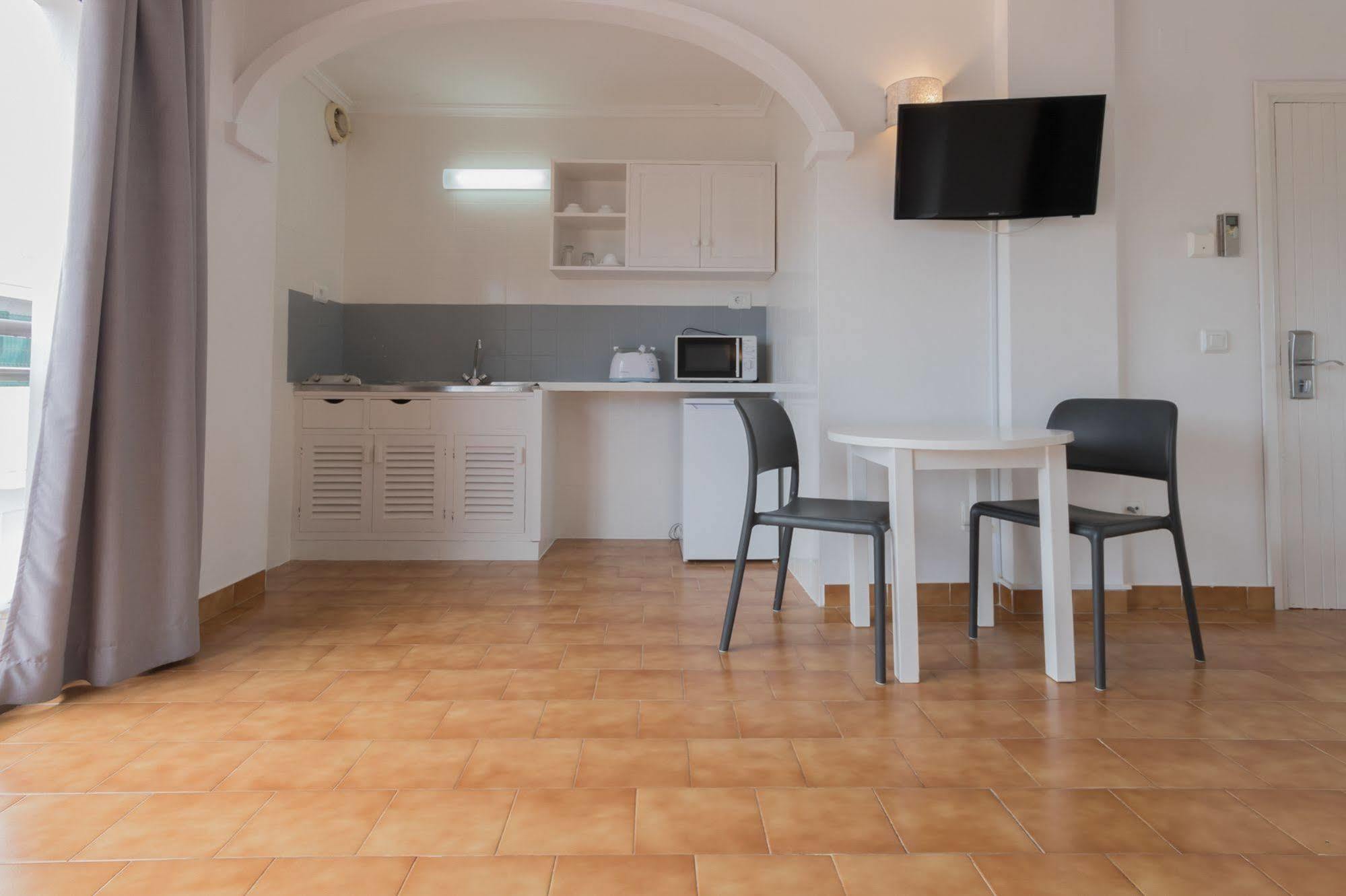 Apartamentos Orosol 2 By Typic Hotels San Antonio  Exteriör bild